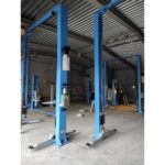 Podnośnik dwukolumnowy NORTEC PRO 4T, ŁĄCZONY GÓRĄ 4.5m