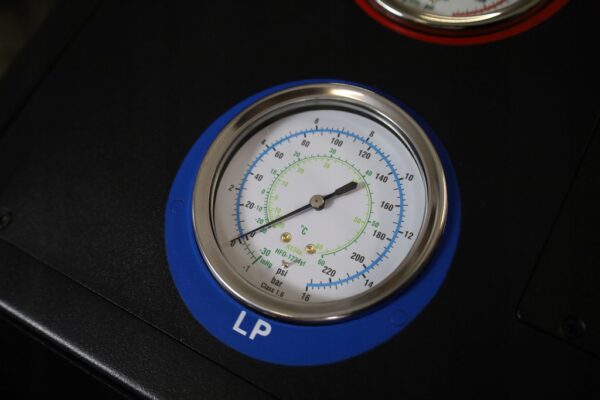 Stacja klimatyzacji Mell Pro ARCTIC automat R134A lub R1234YF dotykowy ekran
