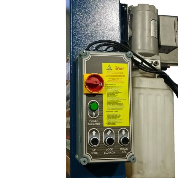 Podnośnik czterokolumnowy 5500KG 400V pod geometrię + Zlewarko-wysysarka 90L MELL PRO