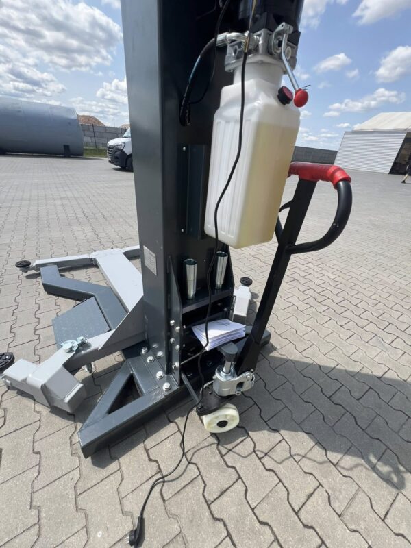 PODNOŚNIK Jednokolumnowy MOBILNY 2500kg 230V GRUBBER