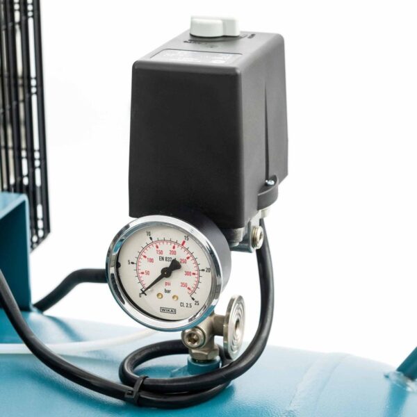 Kompresor dwutłokowy K 300-600 14 bar 4 KM/3 kW 400V 268 l/min 300 l Airpress