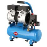Mały kompresor L 6-105 8 bar + zestaw z pistoletem do przedmuchu i wężem pneumatycznym Airpress